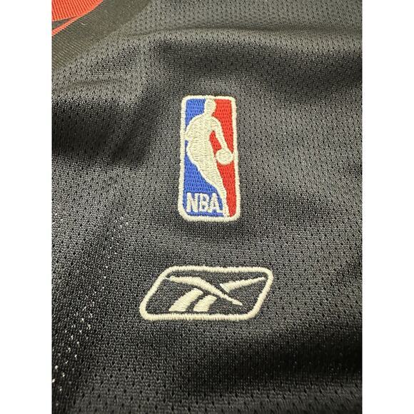 Jersey Miami Heat Wade Dwayne Reebok NBA #3 Size Large - Picture 2 of 6